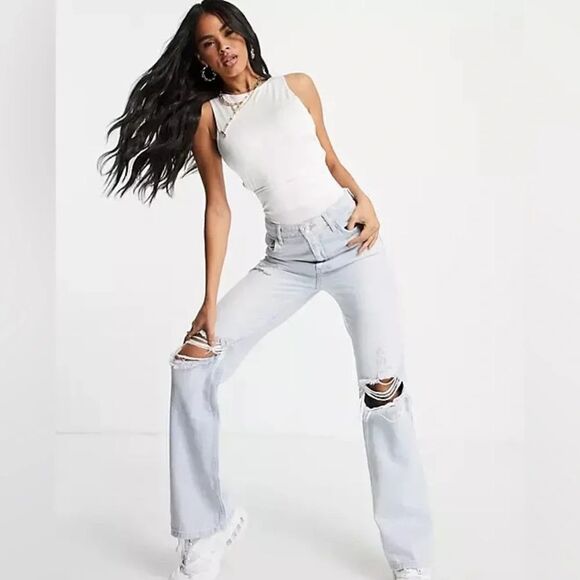 NWT Missguided Backless Racer Neck Bodysuit in Cream​ - Picture 2 of 4